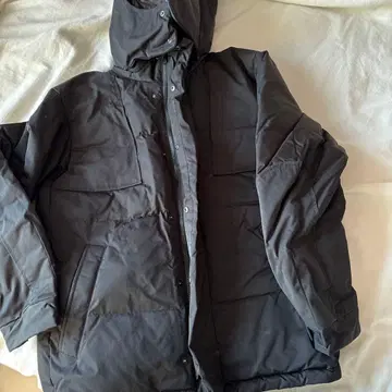 UNIQLO +j 블랙 다운 자켓 후드 부착