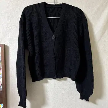 시착만 한 상품 블랙 V넥 가디건 & 니트 스커트 셋업 M