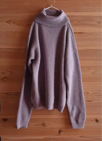 안티카2(antiqua) 하찌 니트 터틀 오버 니트