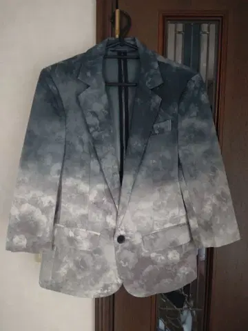 WILD PARTY 그라데이션 테일러드 자켓