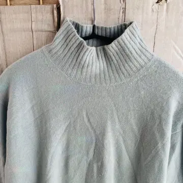 23구 울 캐시미어 하이넥 니트 스카이블루