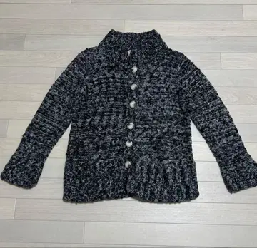 두꺼운 원단 가디건