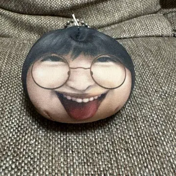 ATAPASHII SAKKROI 얼굴 디자인 마스코트