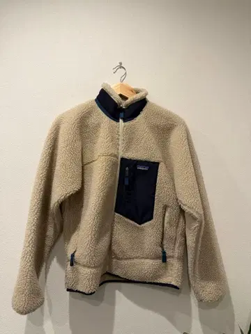 파타고니아 레트로X 새상품급 XS 사이즈