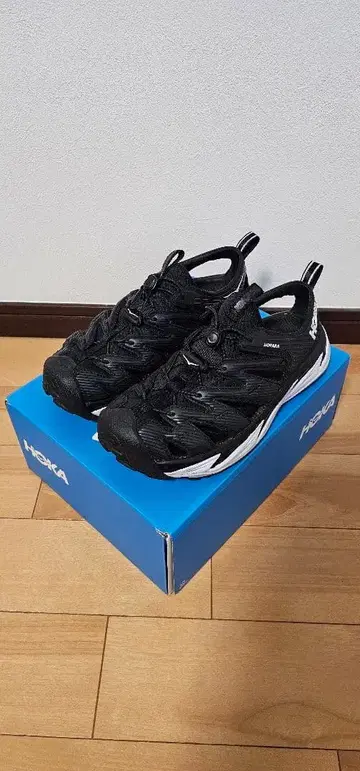 [ 새상품급 ] 호카오네오 호파라 HOPARA 25.5cm