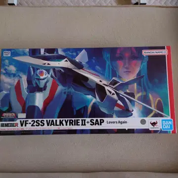 반다이 HI-METALR VF-2SS 발키리 II + SAP 실비 지나기
