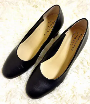 [ 새상품급 ] MARGARET HOWELL 블랙 하이힐 펌프스 24cm
