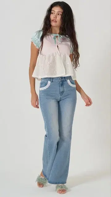 레이스 플레어 데님 팬츠 TINA: JOJUN