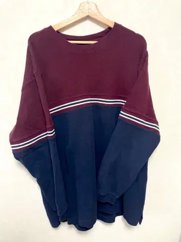 버건디 네이비 트레이닝복