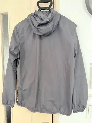 그레이 나일론 자켓 S 사이즈