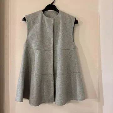 LIEN 아시야 그레이 플레어 실루엣 노카라 베스트