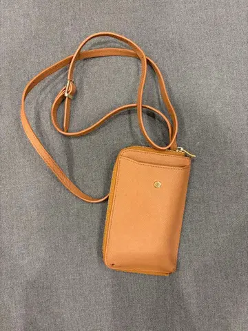 베이지 스마트폰 숄더백 언타이틀