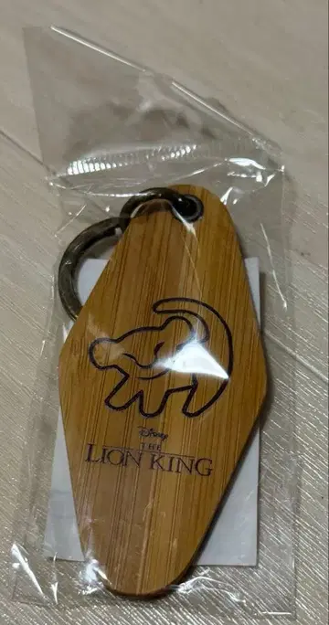 디즈니 라이온킹 키택 스트랩 키링