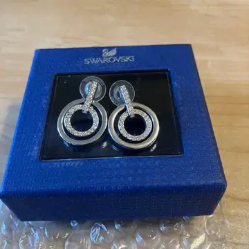 Swarovski 서클형 귀걸이 박스 포함
