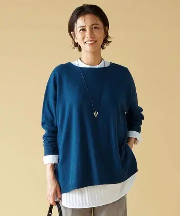 자유구 소프트 울 하이 게이지 판초풍 니트 (블루 계열)