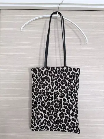 [2.718] 레오파드 무늬 토트백