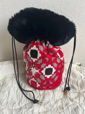 [ CLOUDY ] 에코 퍼 드로우 스트링 리버서블 백