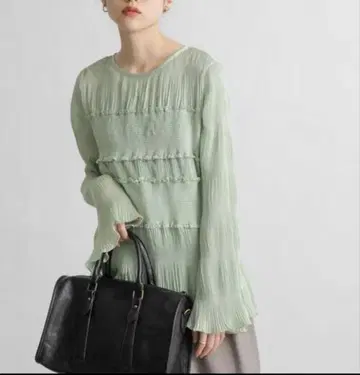 KBF 마조리카 플리츠 블라우스 프리 size 시착만 한 상품