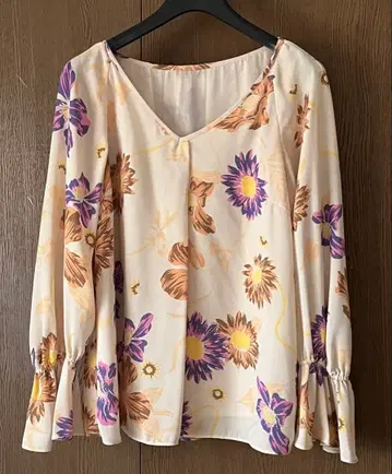 GRACE CONTINENTAL 꽃무늬 긴팔 블라우스