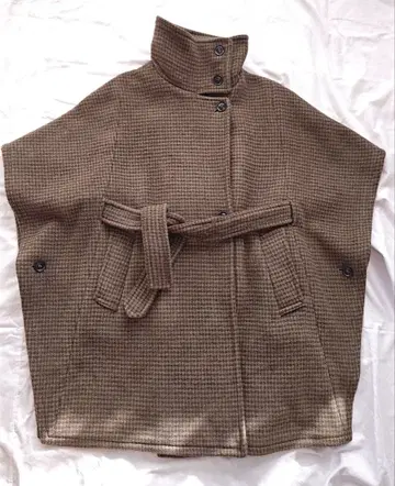 [ 거의 미사용 ] LONDON TRADITION 브라운 체크 판초