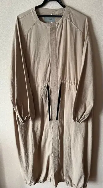 FILUM 릴랙스 코쿤 밀리터리 코트