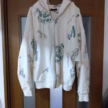 Be First 프린트 디자인 후드티