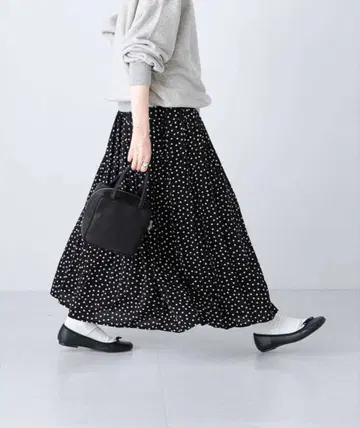 카구레 도트 개더 스커트