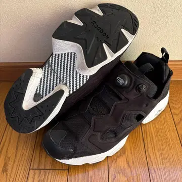 Reebok 인스타펌프 퓨리 블랙 29