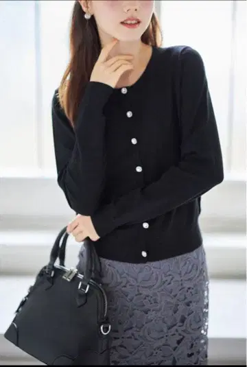 새상품 토코 클로젯 흡습 발열 & 보습 시어버터 가공 니트 가디건