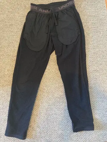 언더 아머 블랙 이지 팬츠