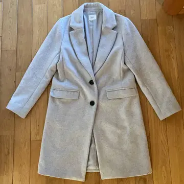 LOWRYS FARM 라이트 그레이 체스터 코트