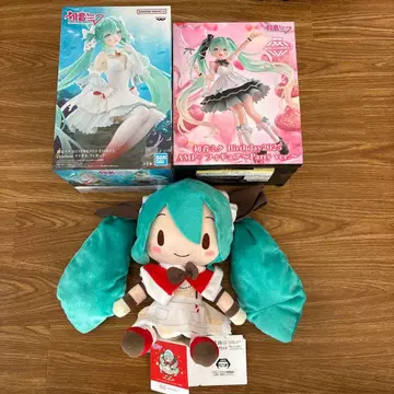 하츠네 미쿠 벌스데이 2025 피규어 세트 & 봉제 인형