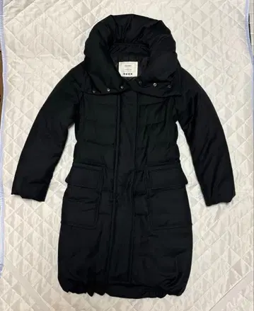 PLST 다운 코트 블랙 벨트 포함