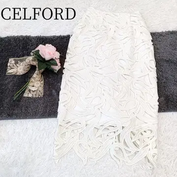 [ CELFORD ] 튤립 레이스 스커트 타이트 화이트
