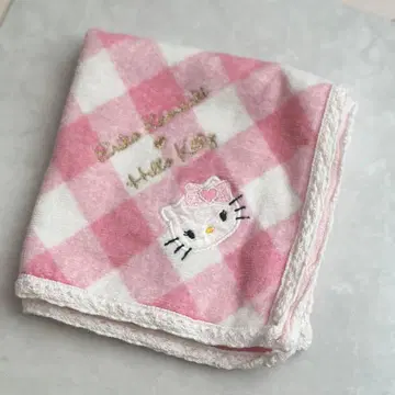 헬로키티 에리코네일 콜라보 손수건 쿠로사키 에리코