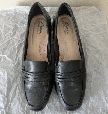 클락스 줄리엣 탑 로퍼 25cm