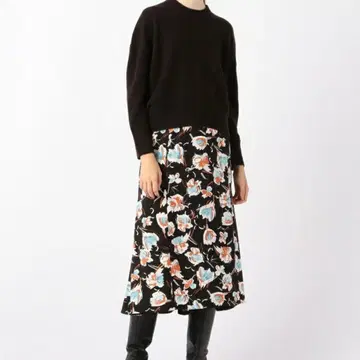 투모로우랜드 스크리블 플라워 프린트 머메이드 스커트 올 패턴 S