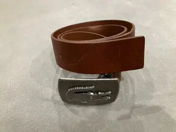 라코스테 브라운 가죽 벨트 악어 로고 포함 중고품