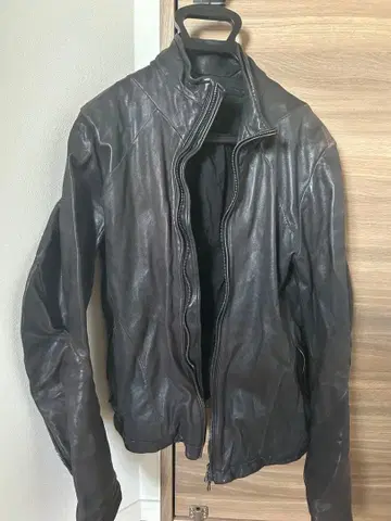 [ 새상품급 ] JULIUS 가죽 자켓 블랙