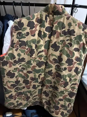 카모 패턴 지퍼 베스트