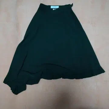 LE CIEL BLEU 르쉘 블루 비대칭 프릴 스커트