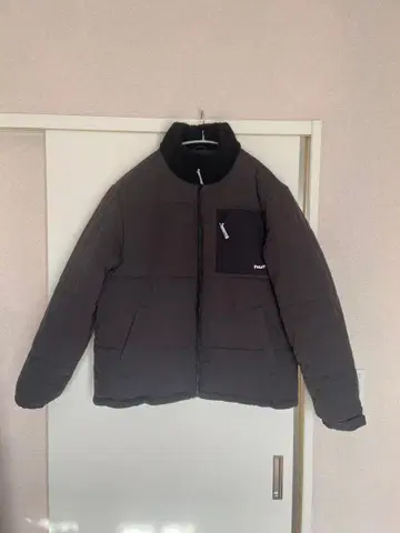 HUF SIMPLE PUFFER JACKET 블랙