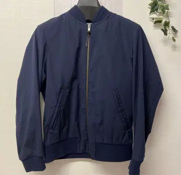 네이비 JW 로고 집업 자켓