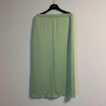 6(ROKU) SATIN SKIRT LIME 38