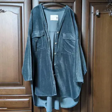 파시오네 다크 그린 벨루어 셔츠