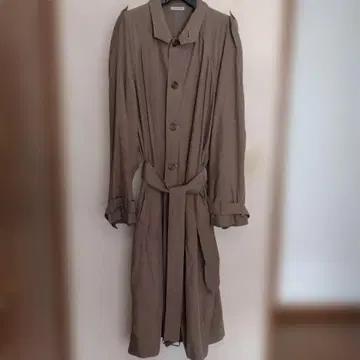 멘티노라스 베이지 브라운 트렌치코트 위험한 형사