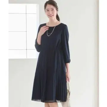 anysis [세탁 가능] 페미닌 플리츠 원피스 네이비