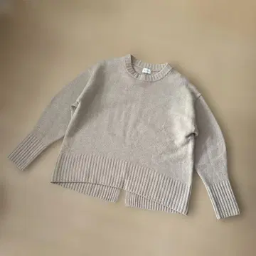 green label relaxing 울 100% 베이지 긴팔 니트