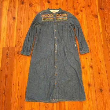 티티카카 TITICACA 데님 셔츠 원피스 롱 자수