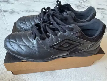 엄브로 축구화 26.5cm UF2VJB03BB